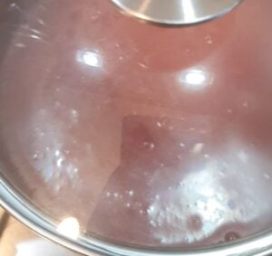 Lid on to of sugar free simple syrup.