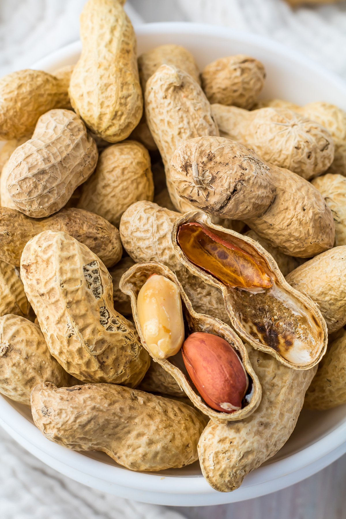 Air Fryer Peanuts in the Shell (Ready in 12 Mins!)