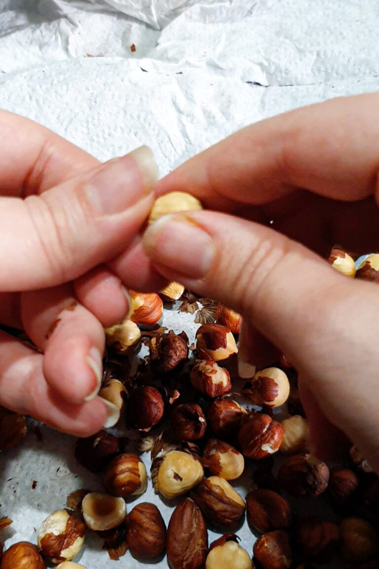 How to Roast Hazelnuts (3 Ways Air Fryer, Stove, Oven)